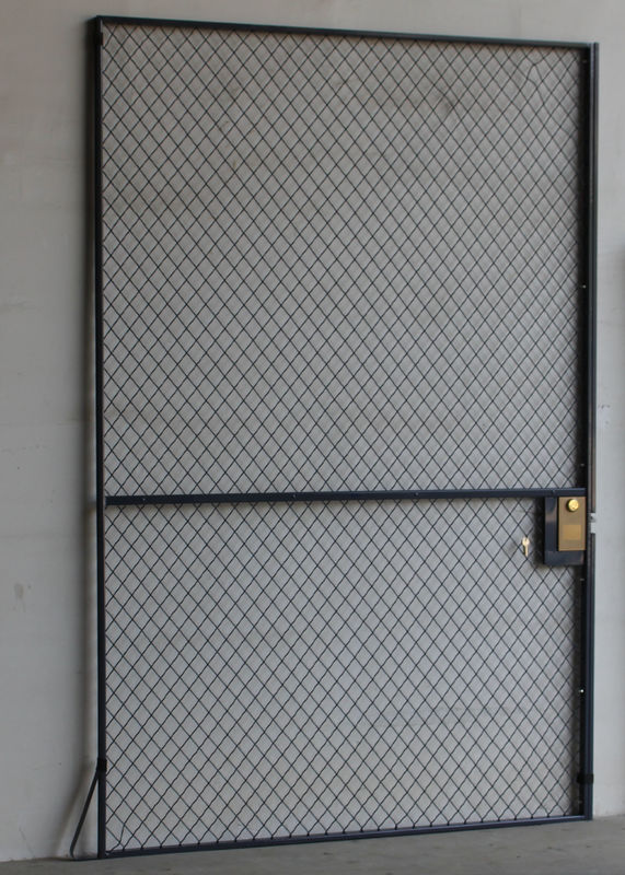 Choisissez la porte articulée de sécurité de grillage, érosion de porte articulée par grillage résistante fournisseur
