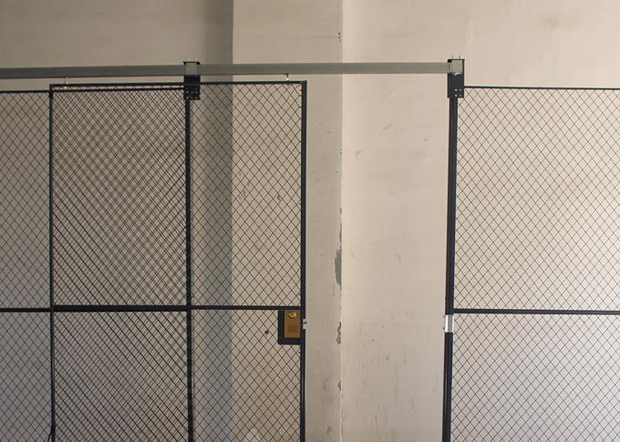 Predesigned 2 cages de stockage de grillage de côtés, cages de degré de sécurité d'outil pour le stockage